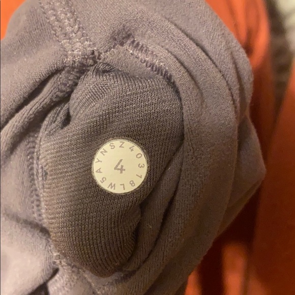 Lululemon align - Picture 3 of 3